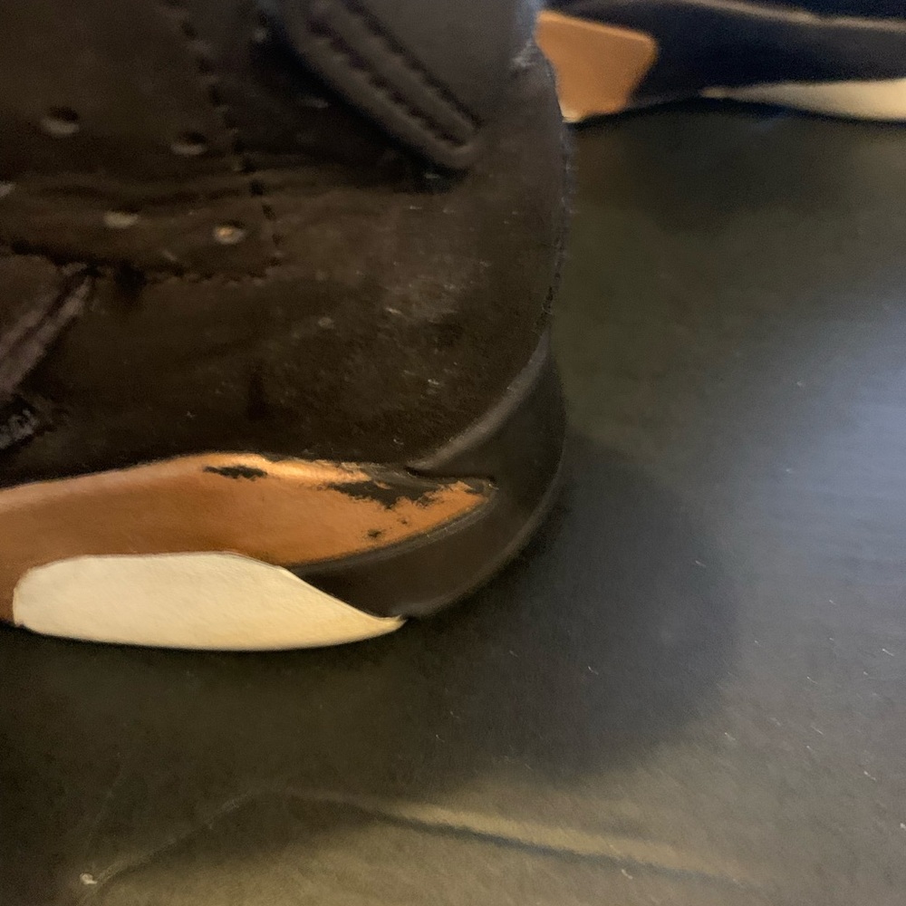 Air Jordan 6 Retro Black Sneakers - Picture 5 of 9
